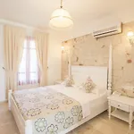 Alaroof Hotel 2*