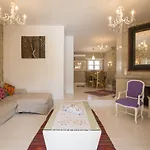Hotel Alaroof