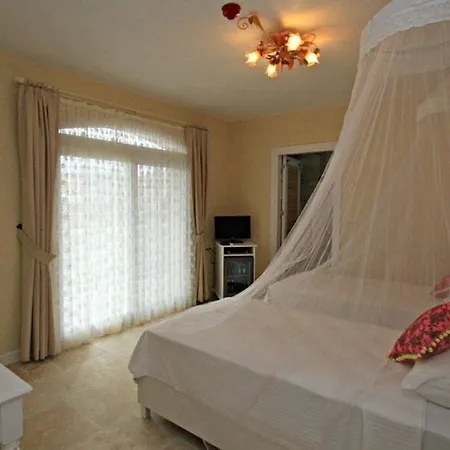 Alaroof 2* Alaçatı