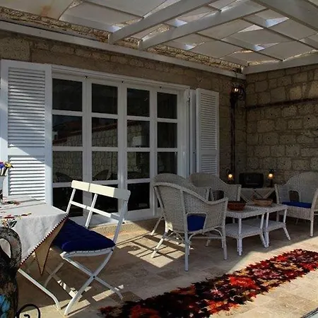 Alaroof Otel Alaçatı