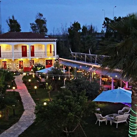 Hotel Alaroof