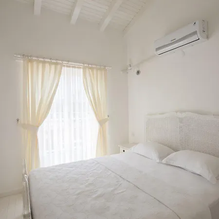 Alaroof Hotel Alaçatı