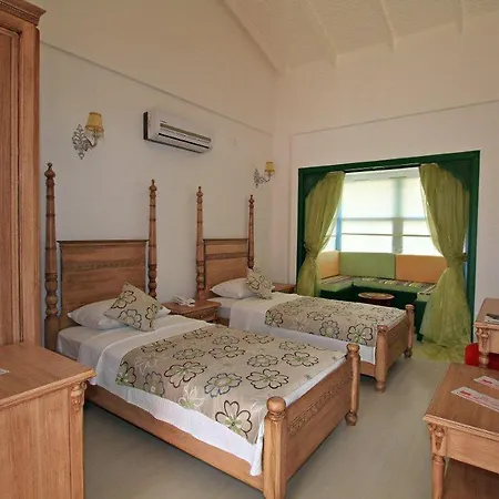 Alaroof Otel Alaçatı