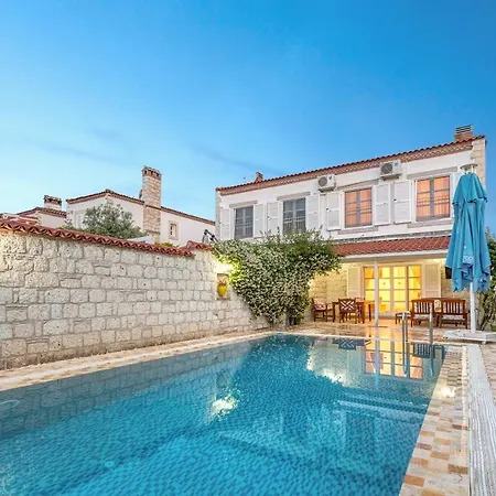 Otel Alaroof 2*