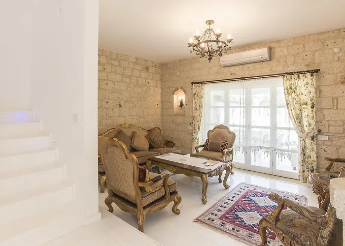 호텔 Alaroof 알라카티